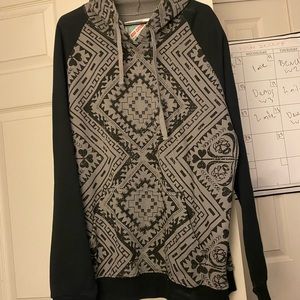 Tribal design hoodie XXL